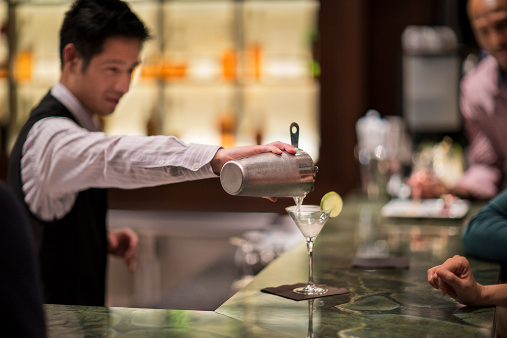Celebrity Cruises Celebrity Eclipse Michael's Club _3_.jpg